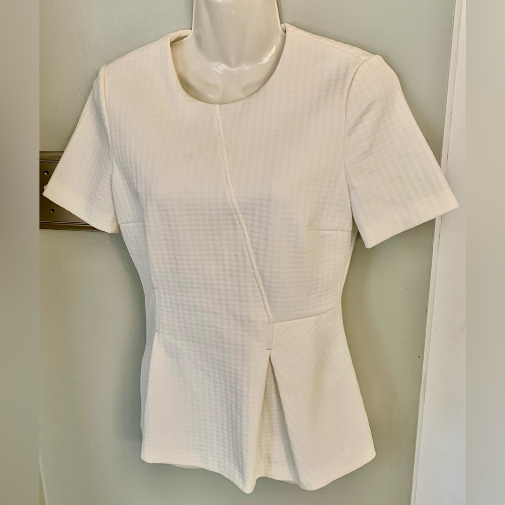Hugo Boss White Blazer and Skirt Set - Picture 2 of 13